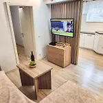 Apartment Awesome In With Wifi