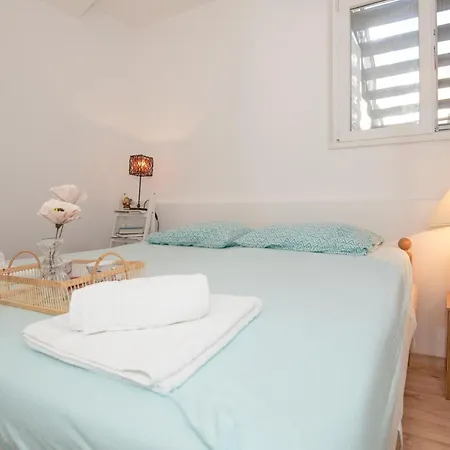 Awesome In With Wifi * Šibenik