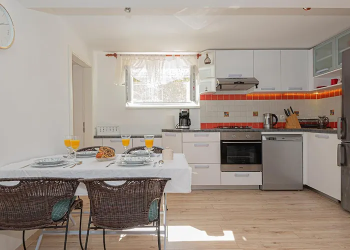 Awesome In With Wifi Sibenik