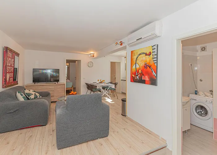 Awesome In With Wifi Sibenik