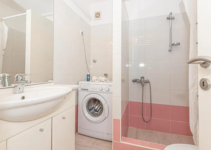 Apartman Awesome In With Wifi